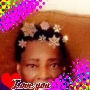 Meet your Posher, Connie